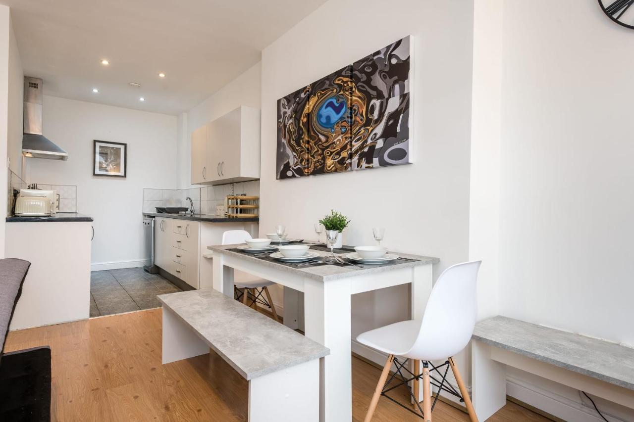 Superb Location, Lovely And Bright 2 Bed Leilighet Liverpool Eksteriør bilde