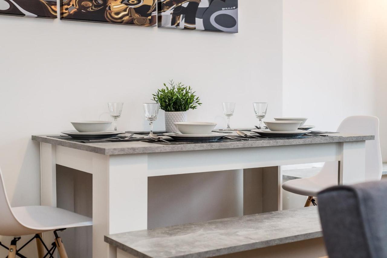 Superb Location, Lovely And Bright 2 Bed Leilighet Liverpool Eksteriør bilde